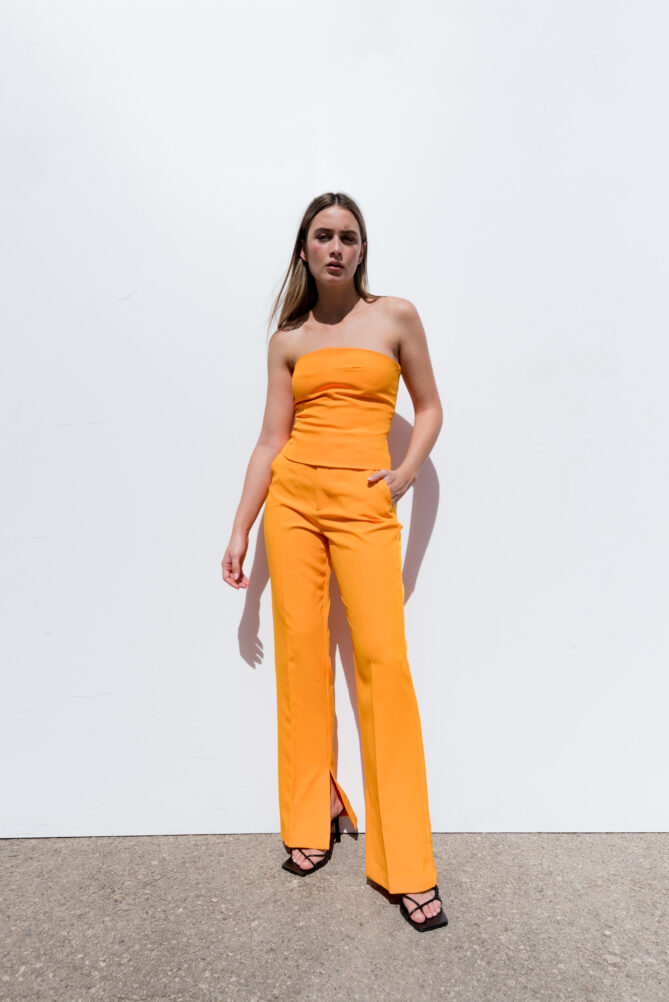 The French 95 - Swiss online shopping for women's fashion - Shop women's orange outfits at affordable prices - Free shipping in Switzerland